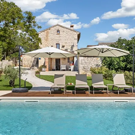 Maison d'hôtes Mala Kuca Mara 3*