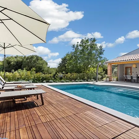 Mala Kuca Mara - Managed By Travel Istria Penzion 3*