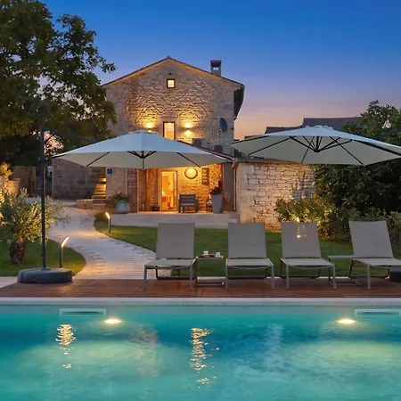 Penzion Mala Kuca Mara - Managed By Travel Istria Cabrunici
